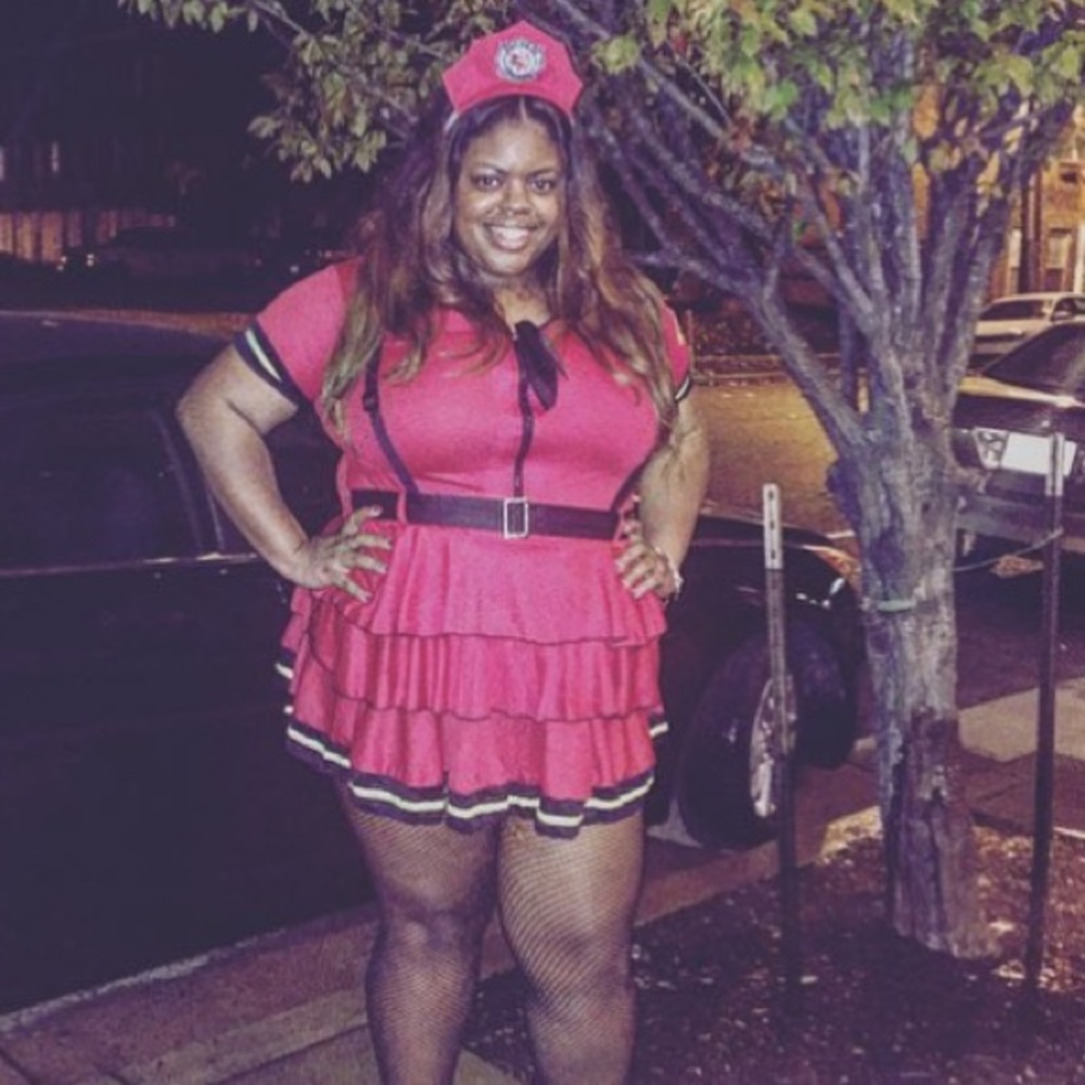 SEXY FIREFIGHTER HALLOWEEN COSTUME